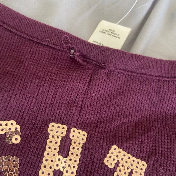 VS PINK BLING MAROON ONESIE - SMALL - Picture 5 of 7